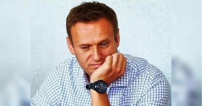 Алексей Навальный - Кира Ярмыш - Навальный в бессознательном состоянии попал в реанимацию с отравлением (видео) - fakty.ua - Москва - Россия - Украина - Омск - Томск
