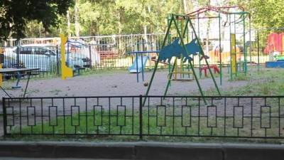 ЖКС Фрунзенского района заставлял жильцов дома платить за уборку территории. Ее оплачивает город - piter.tv - Санкт-Петербург - район Фрунзенский - Благоустройство