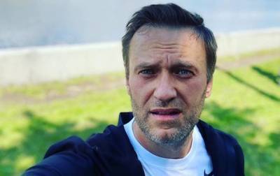 Алексей Навальный - У Навального в крови выявили алкоголь – соцсети - korrespondent.net - Москва - Россия - Омск - Томск