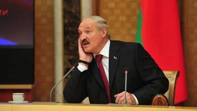 Александр Лукашенко - Валерий Федоров - Назван самый популярный зарубежный политик у россиян - iz.ru - Россия - Белоруссия