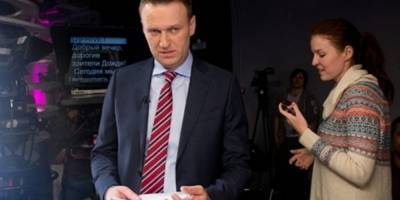 Алексей Навальный - Кира Ярмыш - Врачи отказались рисковать жизнью Навального. Оппозиция в гневе - urfonews.ru - Новости