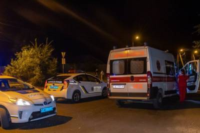 В Днепре двое парней на скутере влетели в легковушку - newsone.ua - Украина