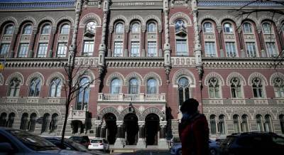 Украинские банки теряют чистую прибыль - unian.net - Украина