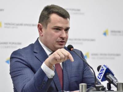 Артем Сытник - Сытник о признании его коррупционером: Если бы я чувствовал вину – не продолжал бы возглавлять НАБУ - gordonua.com - Украина - Ровенская обл.