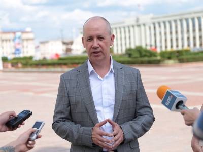 Валерий Цепкало - Светлана Тихановская - Валерий Цепкало об "украинском сценарии", отношениях с РФ и будущем Беларуси - sobesednik.ru - Россия - Белоруссия