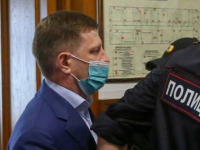 Сергей Фургал - Татьяна Потяева - Иван Сафронов - Омбудсмен рассказала о жизни Фургала и Сафронова в московском СИЗО - rosbalt.ru - Москва - Россия - Хабаровский край