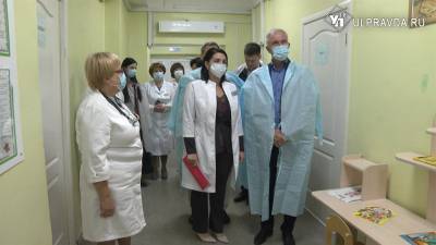 Анна Тищенко - За ремонтом детской поликлиники на площади Горького следят активисты - ulpravda.ru - Ульяновск