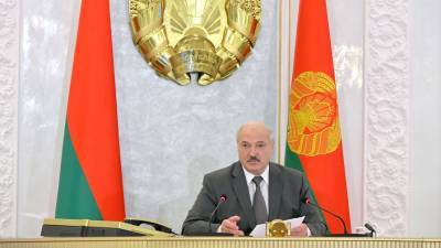 Александр Лукашенко - Лукашенко пообещал разрешить ситуацию в стране в ближайшие дни - gazeta.ru - Белоруссия - Минск
