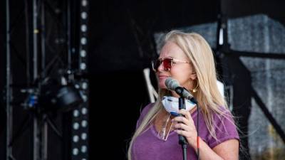Лариса Долина - "Устала от пандемии": Лариса Долина о карантине и первом выходе в люди - crimea.ria.ru - Крым
