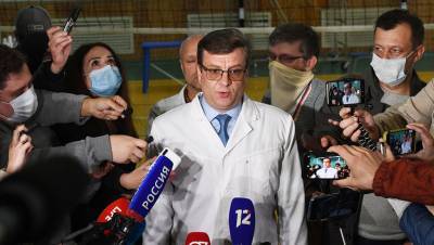 Алексей Навальный - Александр Мураховский - Консилиум врачей счел, что перелет представляет опасность для жизни Навального - gazeta.ru - Москва - Омск