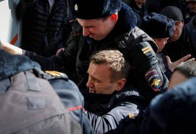 Алексей Навальный - Леонид Волков - Врачи из Германии получили доступ к Навальному -- соратник политика - smartmoney.one - Германия - Берлин - Омск