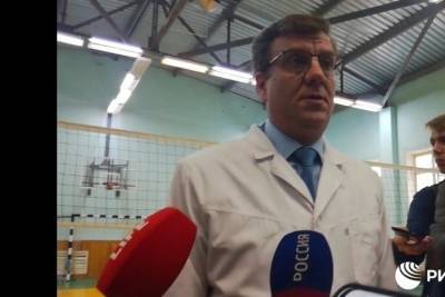 Алексей Навальный - Александр Мураховский - В Омской больнице заявили о решении не отпускать Навального - mk.ru - Германия - Омск