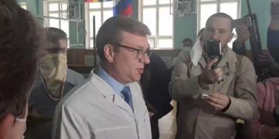 Алексей Навальный - Александр Мураховский - Навальный останется в Омске до стабилизации состояния. У врачей из ФРГ возражений нет - ruposters.ru - Германия - Омск