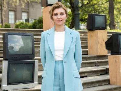 Владимир Зеленский - Елена Зеленская - Жена Зеленского рассказала, как лечилась от коронавируса - rosbalt.ru - Украина