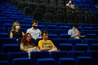 Москвичей пригласили на «Ночь кино» в кинотеатре «Поклонка» при Музее Победы - vm.ru - Севастополь