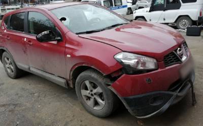 Пермяк взорвал Qashqai из-за места на парковке - zr.ru - Россия - Пермь