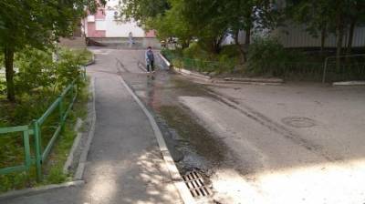 Очередная многодневная утечка воды обнаружилась на ул. Кижеватова - penzainform.ru