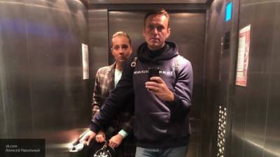 Алексей Навальный - Соловейчик: в скандале вокруг болезни Навального замешан Ходорковский - inforeactor.ru - Москва - Россия - Омск - Томск