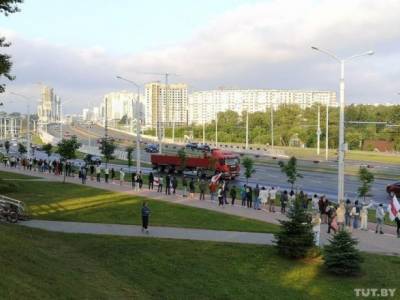 У главного изолятора Минска более сотни людей выстроились в "Цепь покаяния" - unn.com.ua - Киев - Минск