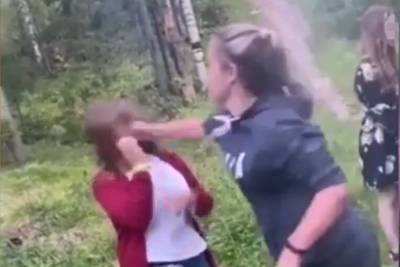 Подростки избивали девушку с ДЦП, думающую, что это просто игра - readovka.news - Илимск