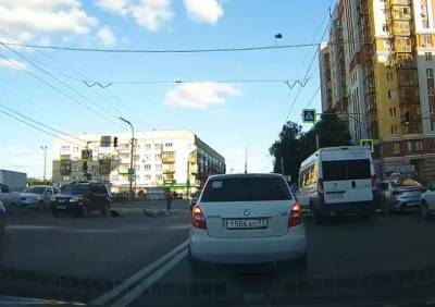 Появилось видео наезда на девушку на улице Вокзальной - ya62.ru