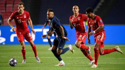 Альфонсо Дэвис - «Бавария» и ПСЖ не отметились голами в первом тайме финала Лиги чемпионов - russian.rt.com - Германия