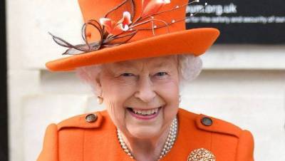 Елизавета II - принц Чарльз - Елизавета Королева - принц Филипп - Елизавета - принцесса Евгения - Елизавета II не вернется в Лондон до конца года - skuke.net - Лондон - Шотландия - Новости