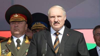 Александр Лукашенко - Игорь Карпенко - Лукашенко потребовал увольнять учителей за участие в протестах - newdaynews.ru - Белоруссия
