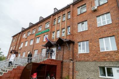 Владимир Уйба - Владимир Уйба поручил решить вопрос с обеспечением поликлиники в Ижме медицинским оборудованием - komiinform.ru - респ. Коми