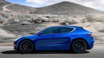 Tesla выпустит бюджетный хетчбэк для Европы - iz.ru - США - Англия - Израиль - Германия - Берлин
