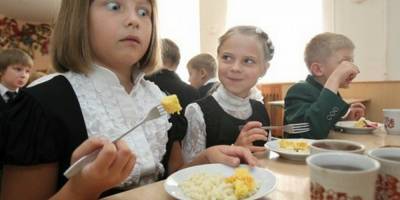 Российские власти выделили детям Никарагуа и Кубы, 10 миллионов долларов на школьное питание, а нашим детям удвоили стоимость. - urfonews.ru - Россия - Куба - Никарагуа - Новости