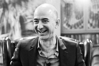 Джефф Безос - Джефф Безоса - Forbes: состояние главы Amazon Безоса достигло $200 млрд - aif.ru - Россия - США