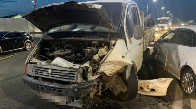 Под Воронежем водитель Nissan устроил массовое ДТП: пострадал 2-летний ребёнок - vestivrn.ru - Воронеж - Воронежская обл. - Тамбов