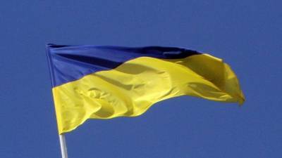 Денис Шмыгаль - Украина на месяц закрыла границы для иностранцев - 5-tv.ru - Украина