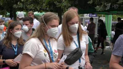 Число выявленных случаев COVID-19 в мире превысило 24 миллиона - 1tv.ru - Австрия - США - Германия - Франция - Бразилия - Индия - Испания