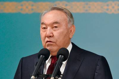 Нурсултан Назарбаев - Мухтар Тлеуберди - Назарбаев предложил провести саммит с Россией и США по ядерному разоружению - lenta.ru - Россия - Китай - США - Казахстан