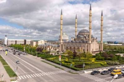 Ахмат-Хаджи Кадыров - Экскурсия в мечеть «Сердце Чечни» в Грозном - skuke.net - Россия - респ. Чечня