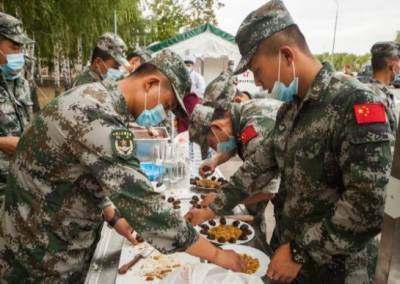 Сборная КНР на воинском конкурсе в Воронежской области угостила всех национальными блюдами - gorcom36.ru - Россия - Китай - Воронежская обл.