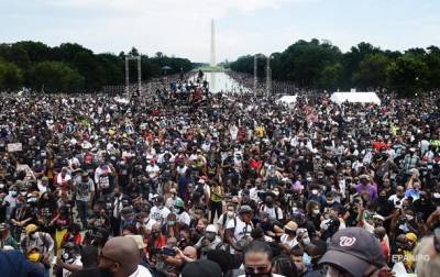 Авраам Линкольн - Мартин Лютер - В США тысячи человек протестовали против расизма - korrespondent.net - США - Вашингтон - Washington