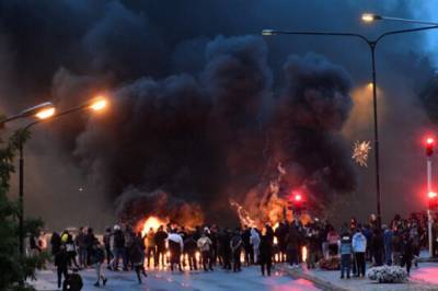 В Швеции мусульмане устроили уличные беспорядки из-за сожженного Корана - newsone.ua - Швеция - Мальме