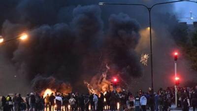 Из-за сожжения Корана в шведском Мальме мигранты-мусульмане устроили беспорядки. Есть раненые, 15 задержанных - ru.espreso.tv - Украина - Швеция - Дания
