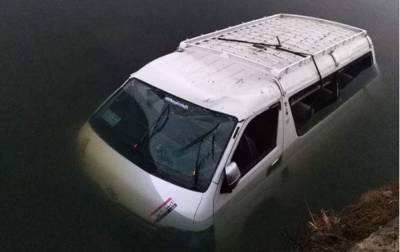 В Египте автобус упал в канал, есть погибшие - rbc.ua - Крым - Египет - Севастополь