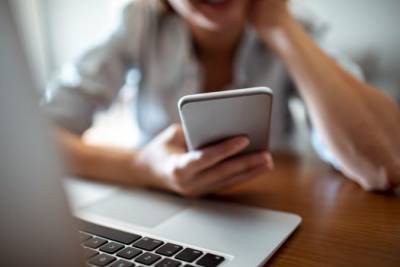 Apple купила стартап, который превращает iPhone в платежный терминал - minfin.com.ua - Украина