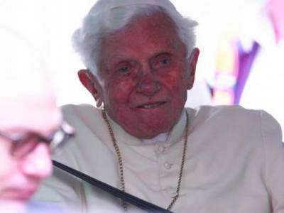 Бенедикт XVI (Xvi) - Бенедикт XVI заболел после поездки в Германию - unn.com.ua - Киев - Германия - Ватикан - Ватикан