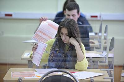ЕГЭ на 400 баллов в 2020 году сдали два человека - pnp.ru
