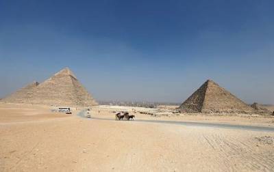 Илон Маск - Египет пригласил Маска исследовать пирамиды Хеопса - enovosty.com - Египет