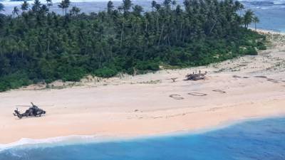 SOS на песке: австралийцы нашли пропавших людей на необитаемом острове - vesti.ru - Австралия - Канберра - Микронезия