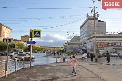 Владимир Уйба - В Воркуте продолжается комплексное благоустройство благодаря нацпроекту - bnkomi.ru - респ. Коми