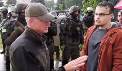 Александр Лукашенко - С протестующими у резиденции Александра Лукашенко встретился его помощник - newizv.ru - Минск