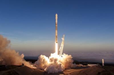 Ракета Falcon 9 компании SpaceX стартовала с мыса Канаверал - aif.ru - США - шт.Флорида - Аргентина